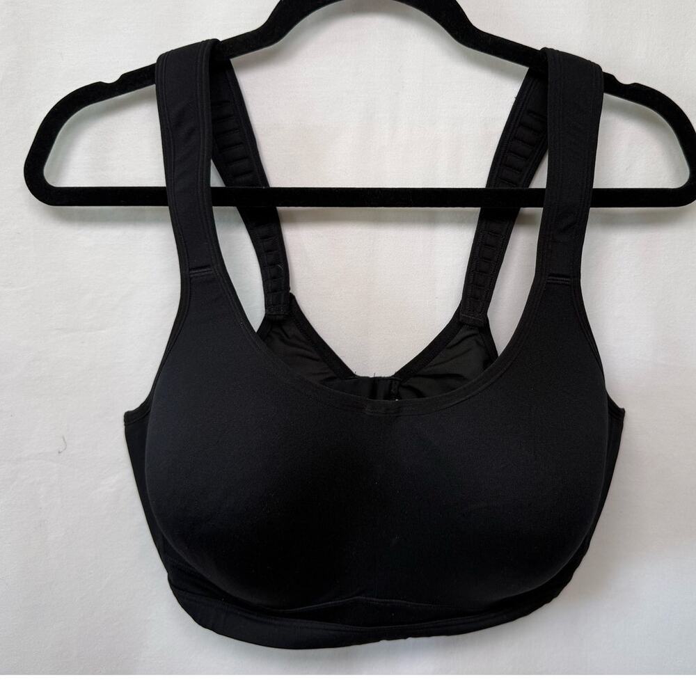 Livi Active Bra 38DDD Sports Bra Molded Underwire Lane Bryant Solid Black